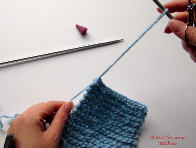 How to Bind Off in Knitting Step 5a
