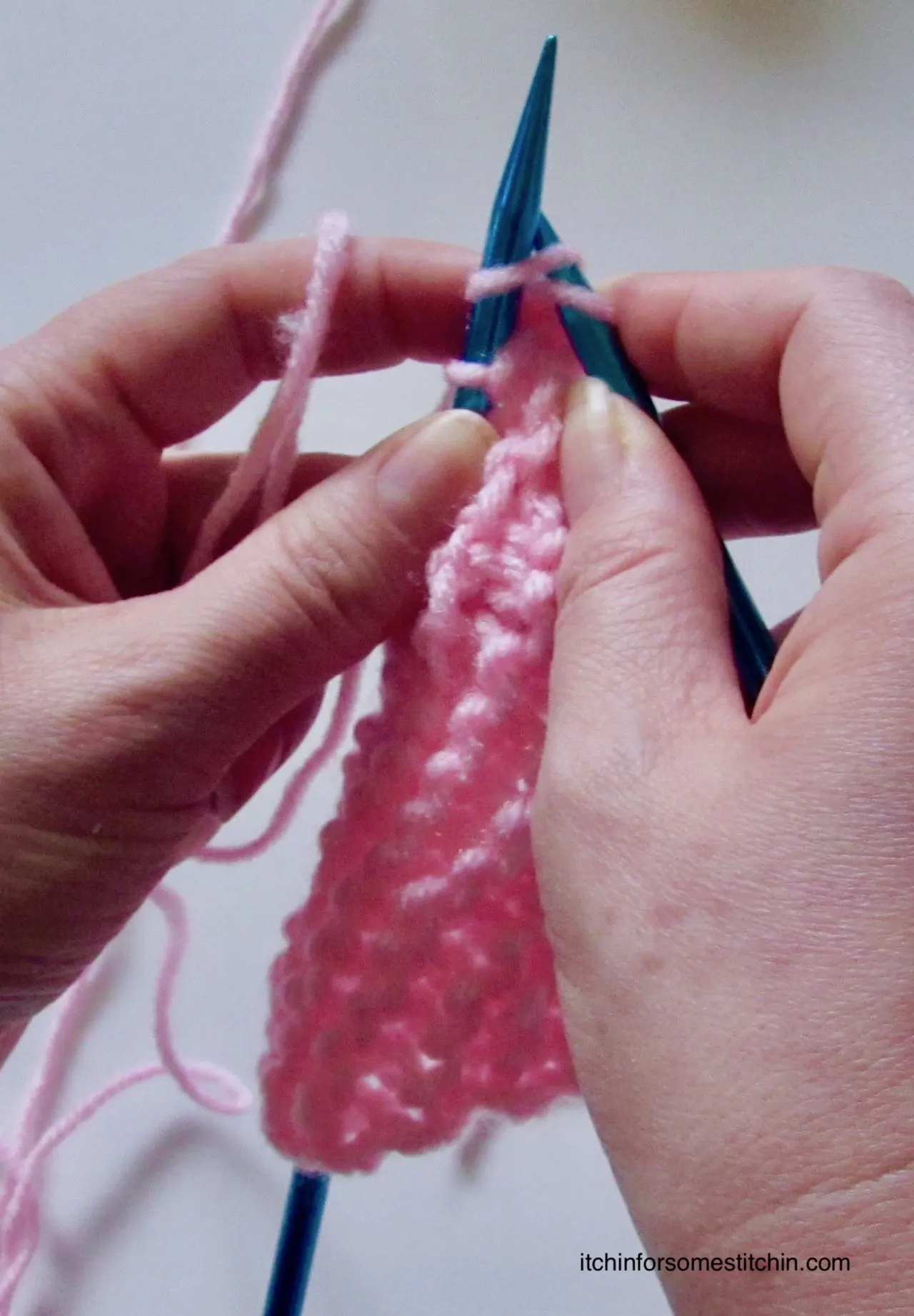 How to Add a Stitch in Knitting by www.itchinforsomestitchin.com