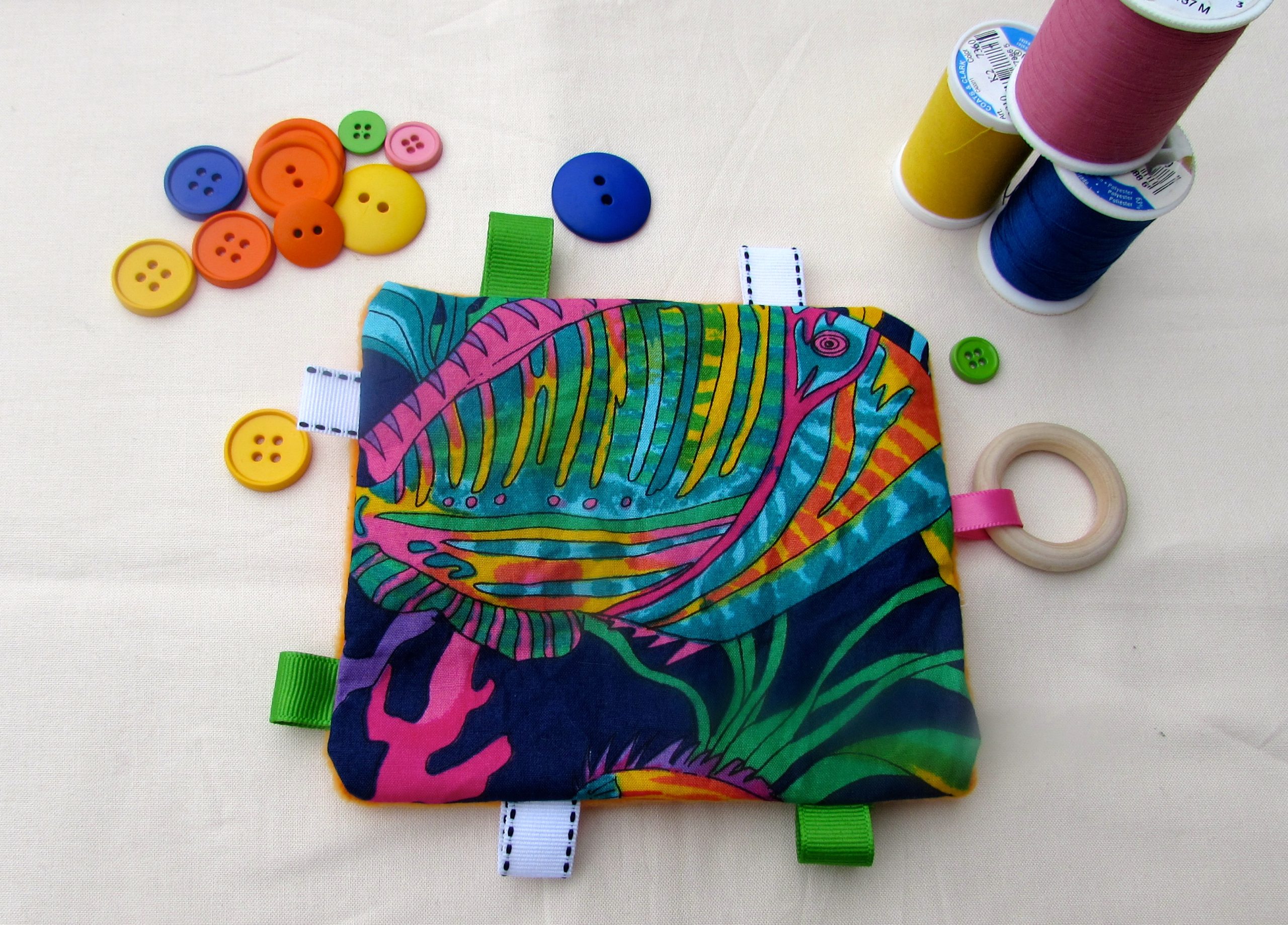 How to Make a Simple DIY Crinkle Taggie Toy