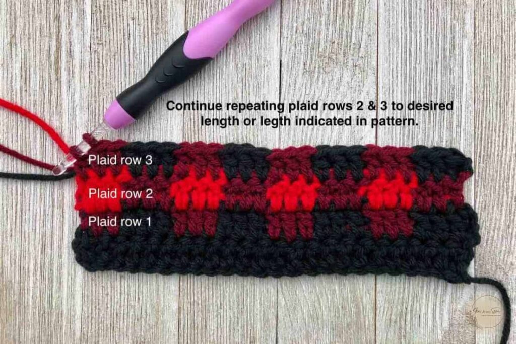 Buffalo Plaid Ear Warmer crochet pattern showing plaid stitch rows 1 through 3 with proper color placement and plaid block alignment.