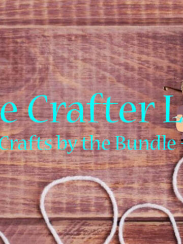 The Crafter Life Logo for www.itchinforsomestitchin.com