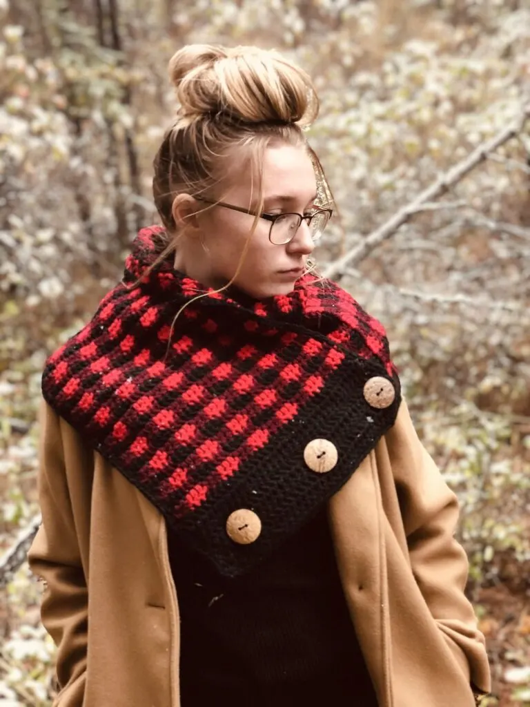 Crochet Plaid Cowl Pattern