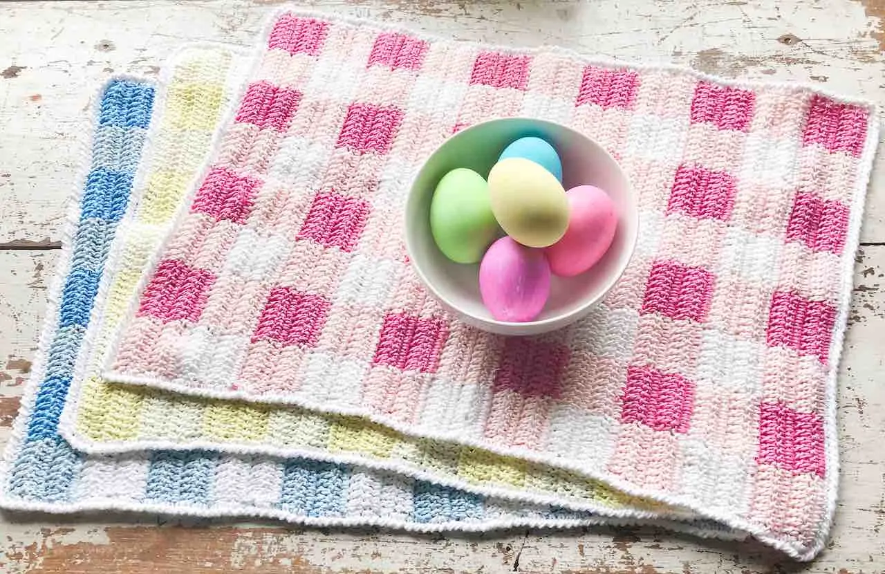 Spring Gingham Crochet Placemats