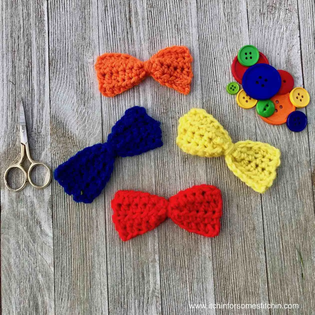 How to Crochet an Easy Bow