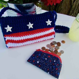 Crochet 4th of July Purse by itchinforsomestitchin.com
