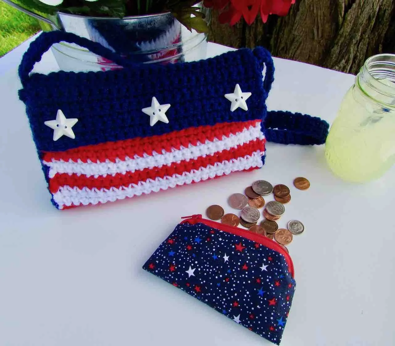 Want an Easy Patriotic Crochet Pattern? This Stars & Stripes 4th of July Purse Is Sure to Please!