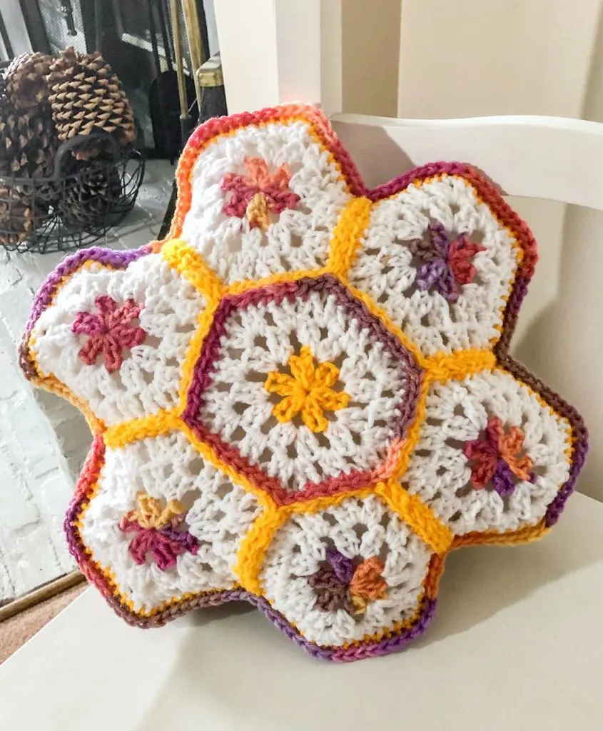Crochet Granny Hexagon Pillow by itchinforsomestitchin.com