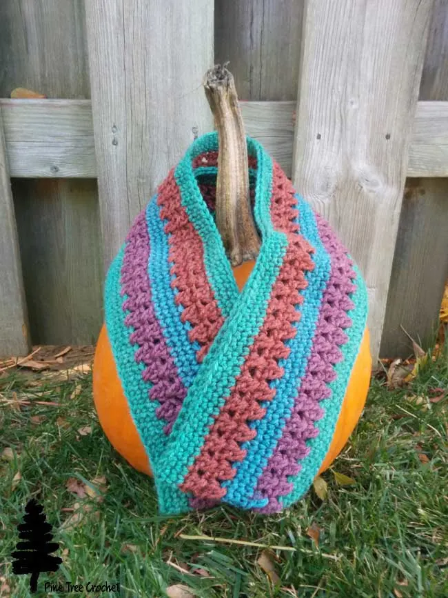 https://itchinforsomestitchin.com/wp-content/uploads/2020/07/Infinity-Scarf-Pumpkin-min.jpg.webp