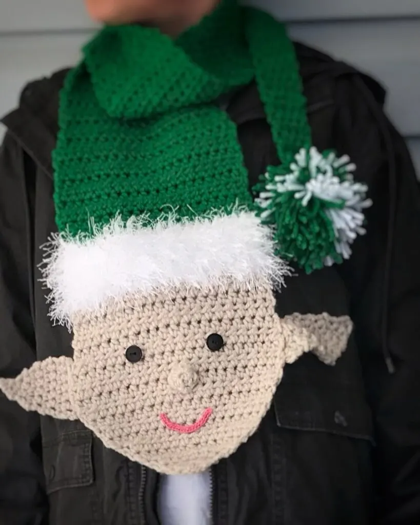 crochet cheeky elf scarf