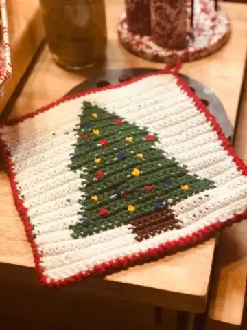 Tapestry Crochet Christmas Tree Square Potholder Pattern