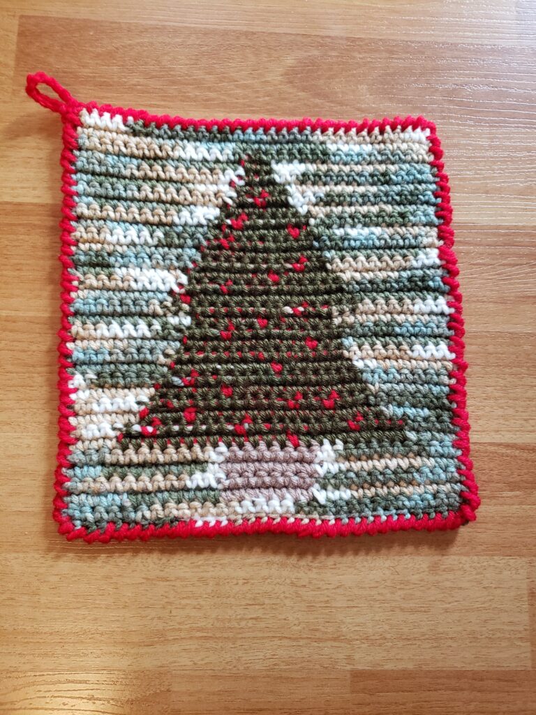 Crochet Christmas tree potholder