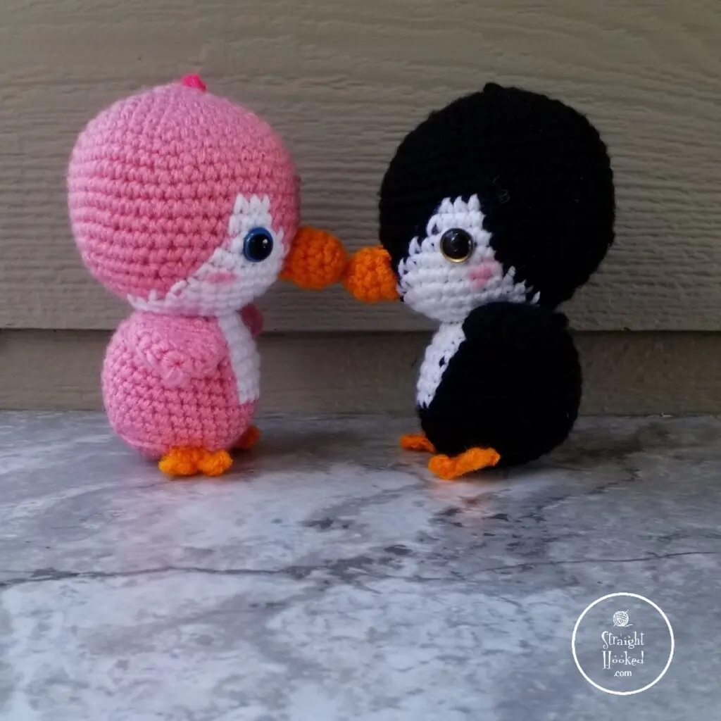 Pen and Gwen Baby Penguins www.itchinforsomestitchin.com