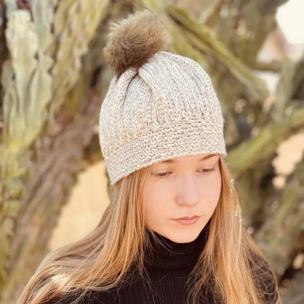 The Moravia Beanie by Itchin' for some Stitchin'
