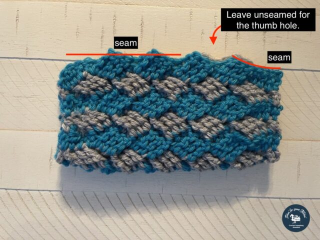 Folding the crochet fingerless gloves