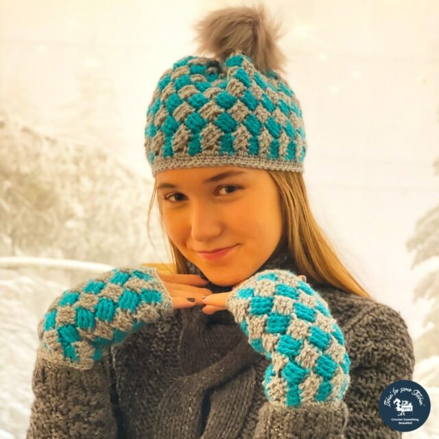 Winter Waves Fingerless Gloves and Beanie - Free Crochet Patterns