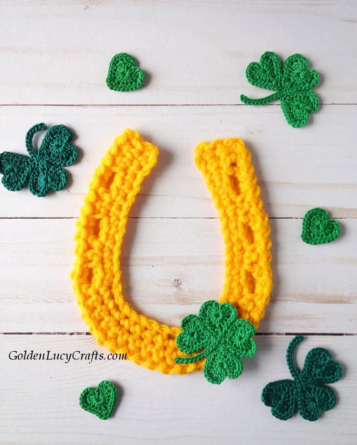 Crochet Horseshoe Applique By Golden Lucy Crafts