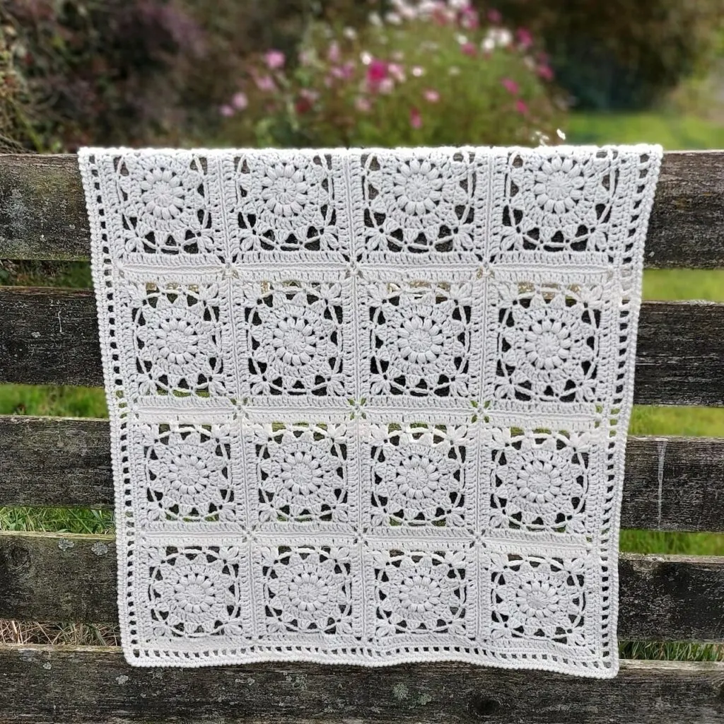 Edelweiss Crochet Blanket by Annie Design Crochet