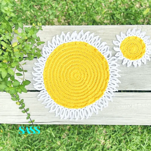Darling Daisy Placemat by SASSy A's Specialty Shoppe