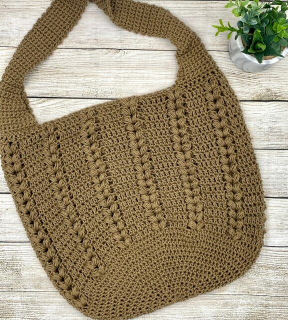 Rowyn Tote Bag byThrough the Loop Yarn Craft