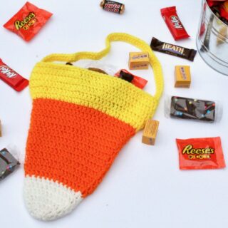 crochet candy corn trick-or-treat bag