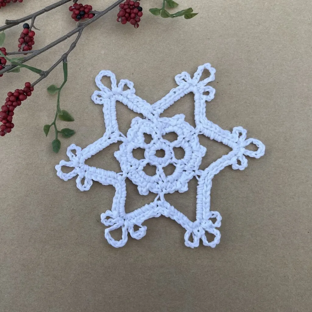 Crochet Snowflake 10 - Snowdrift Charm