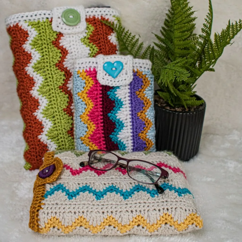 Zig Zag Book / Tablet Sleeves by Sunflower Cottage Crochet