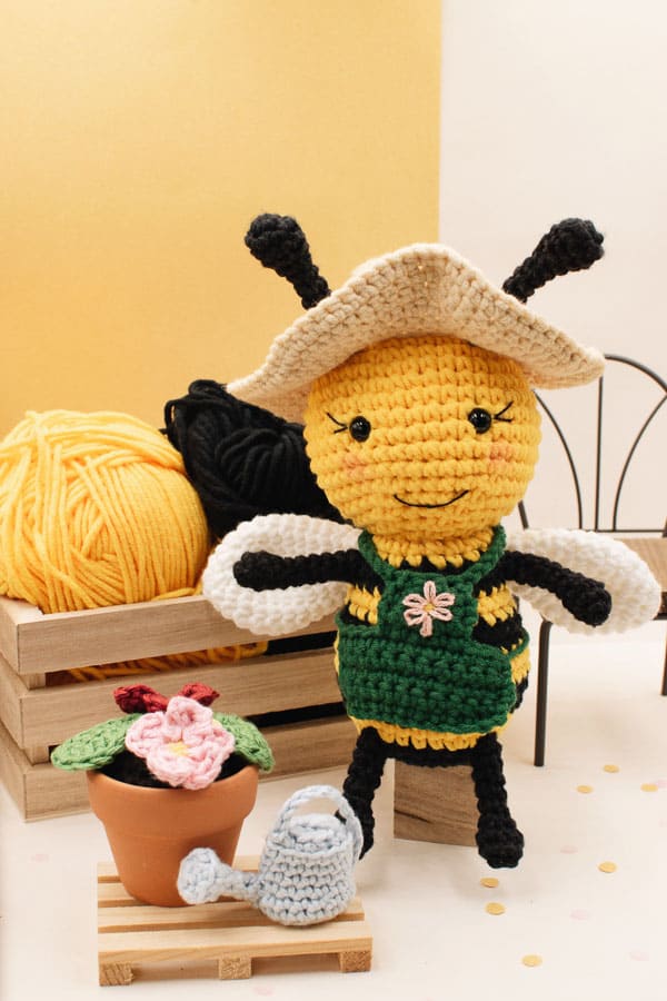Betty the Bee Amigurumi  by Octopus Crochet