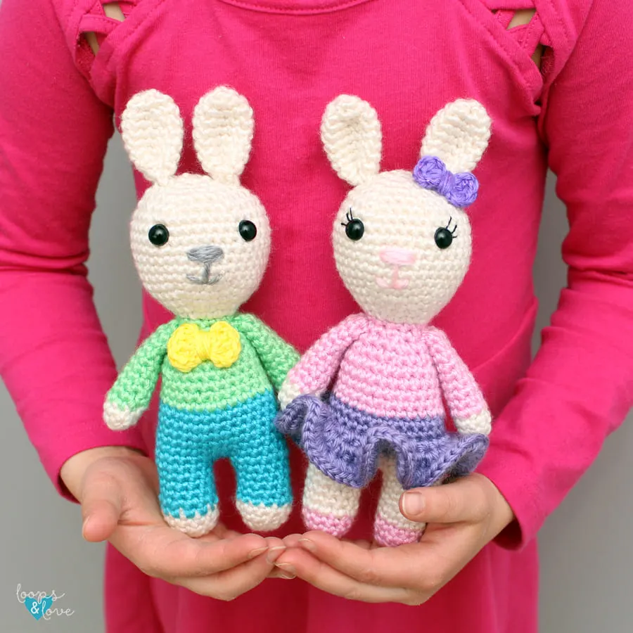 Mini Bunny Amigumuri by Loops & Love Crochet