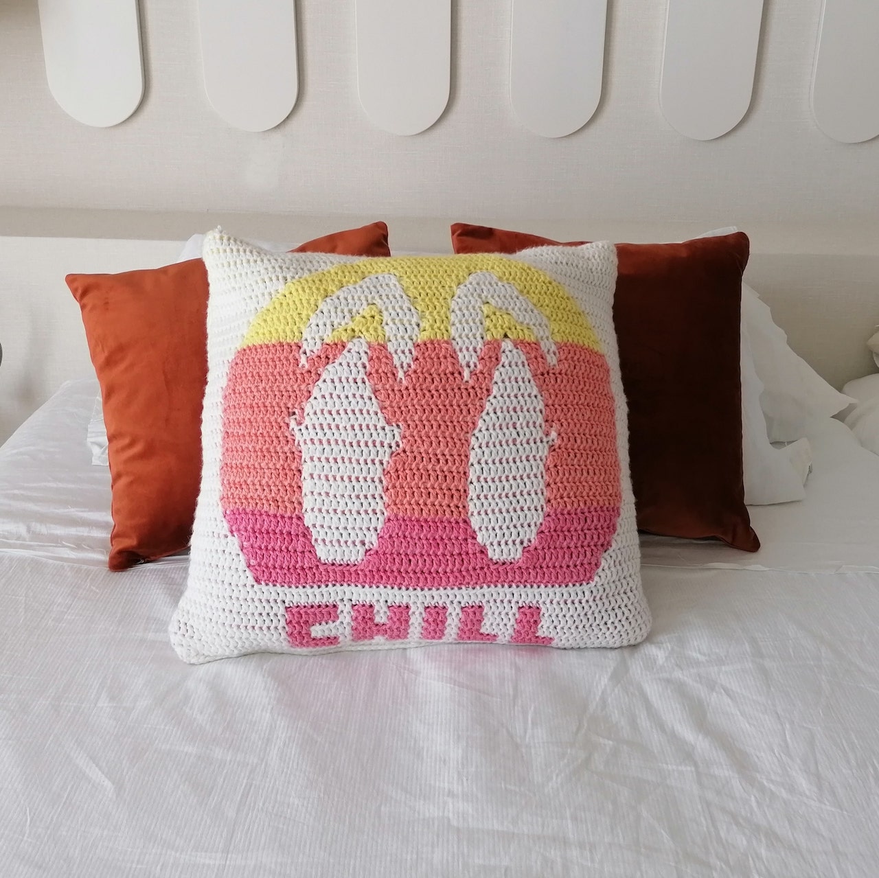 Flip Flop Summer Crochet Pillow - Gorgeous Crafts