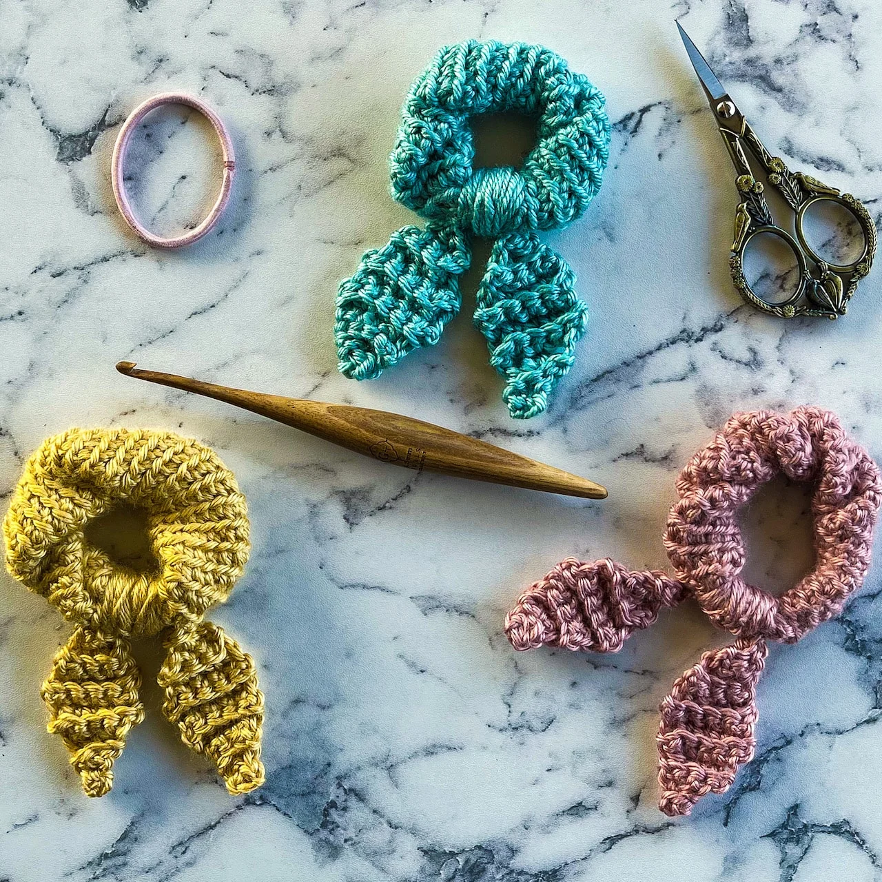 Quick & Easy Crochet Scrunchie