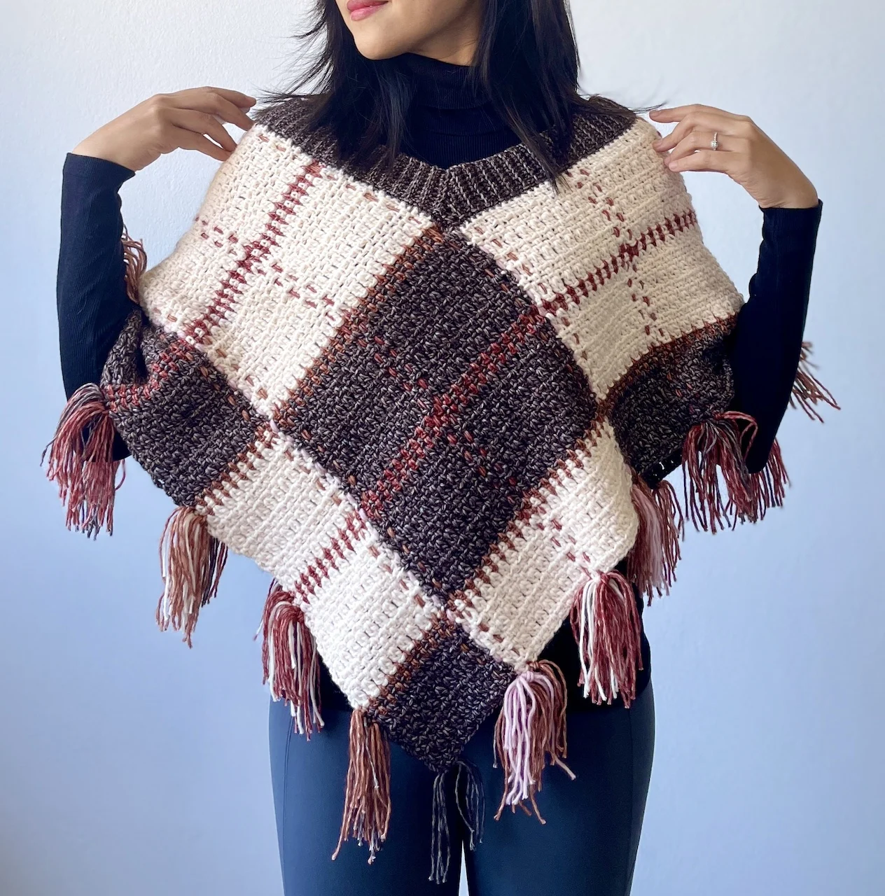 Penelove Crochet Poncho by Andrea in Wool de Land